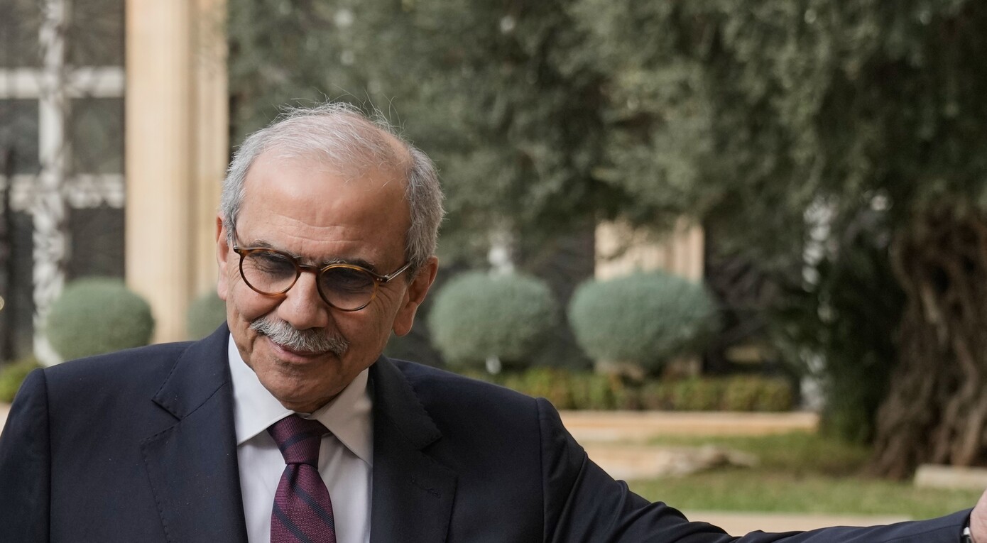 «Ανεύθυνη ενέργεια» χαρακτηρίζει τα πυρά εναντίον του Ισραήλ ο πρωθυπουργός του Λιβάνου,