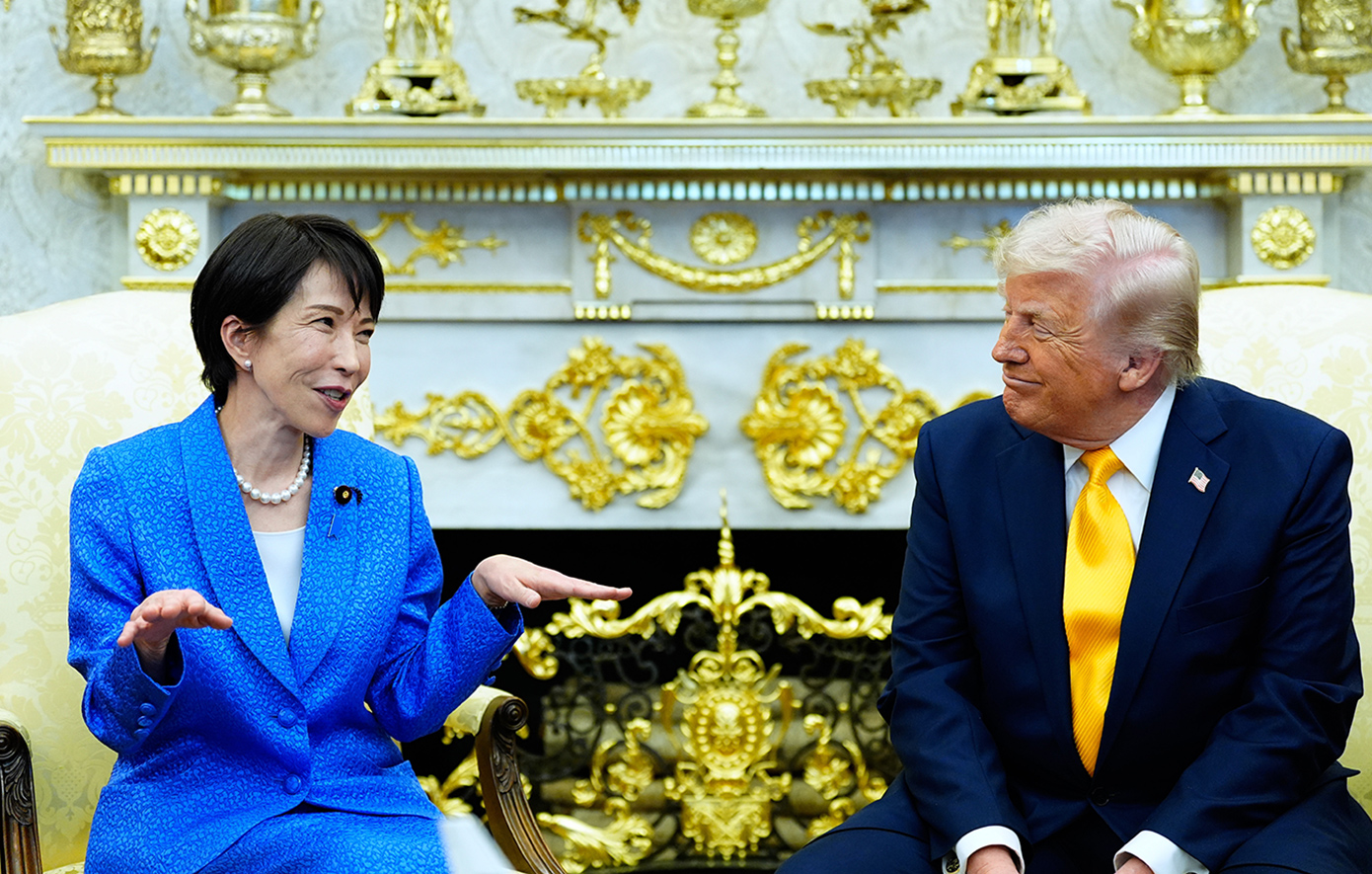 «Μαθήματα Ιστορίας» από τον Τραμπ: Θύμισε το Περλ Χάρμπορ στην Ιαπωνίδα Πρωθυπουργό για να δικαιολογήσει το Ιράν