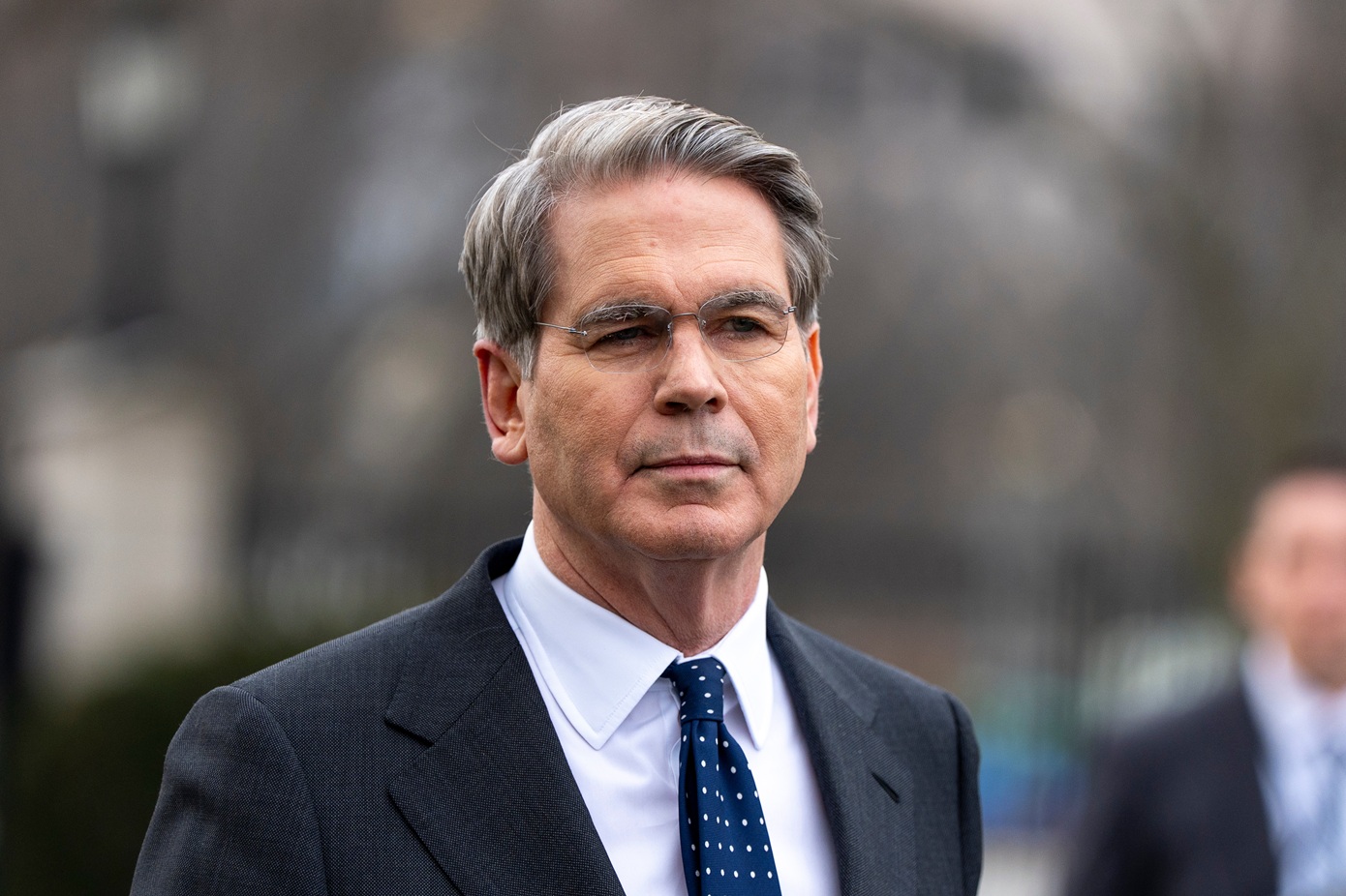 Ο Σκοτ Μπέσεντ απορρίπτει το ενδεχόμενο ο πόλεμος με το Ιράν να γίνει οικονομικά ασύμφορος για τις ΗΠΑ