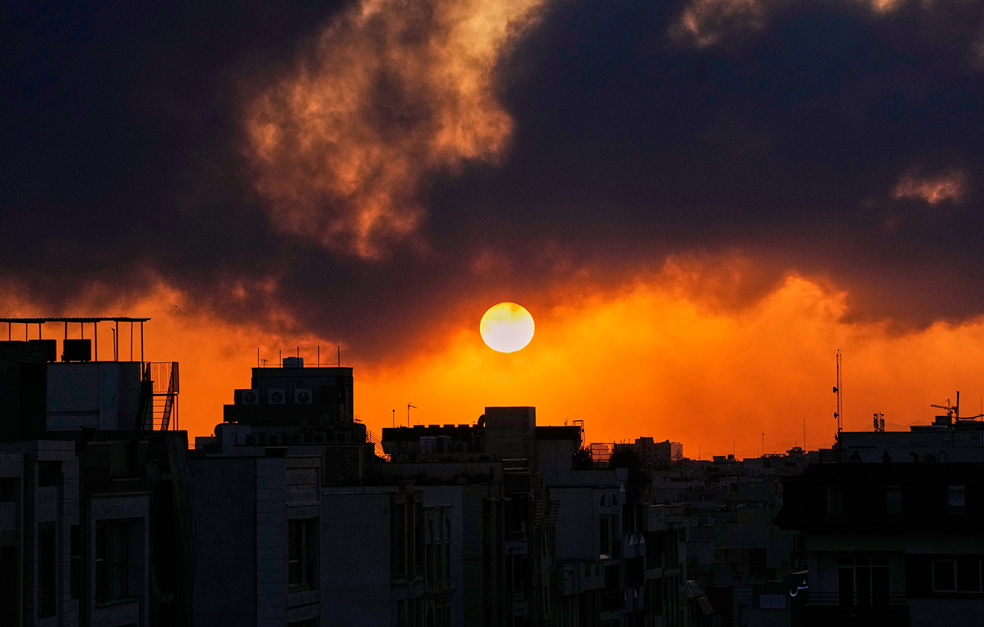 Ο πόλεμος στο Ιράν περνάει στην επόμενη φάση &#8211; To Ισραήλ μιλά για εκπλήξεις &#8211; Ασταμάτητοι οι βομβαρδισμοί στην Τεχεράνη