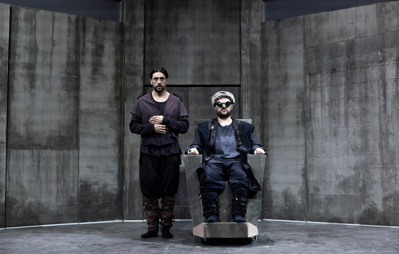 Το «Τέλος του Παιχνιδιού» επιστρέφει κι έχετε μια τελευταία ευκαιρία να δείτε την παράσταση με τα ανάρπαστα εισιτήρια