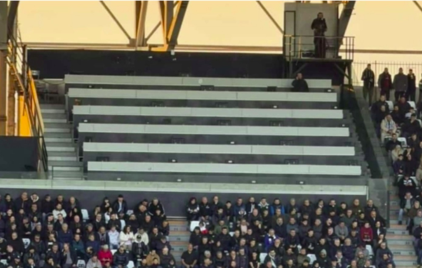 ΔΕΑΒ: Πρόστιμο στον ΠΑΟΚ και σε 13 φυσικά πρόσωπα για το επεισόδιο στα δημοσιογραφικά της Τούμπας