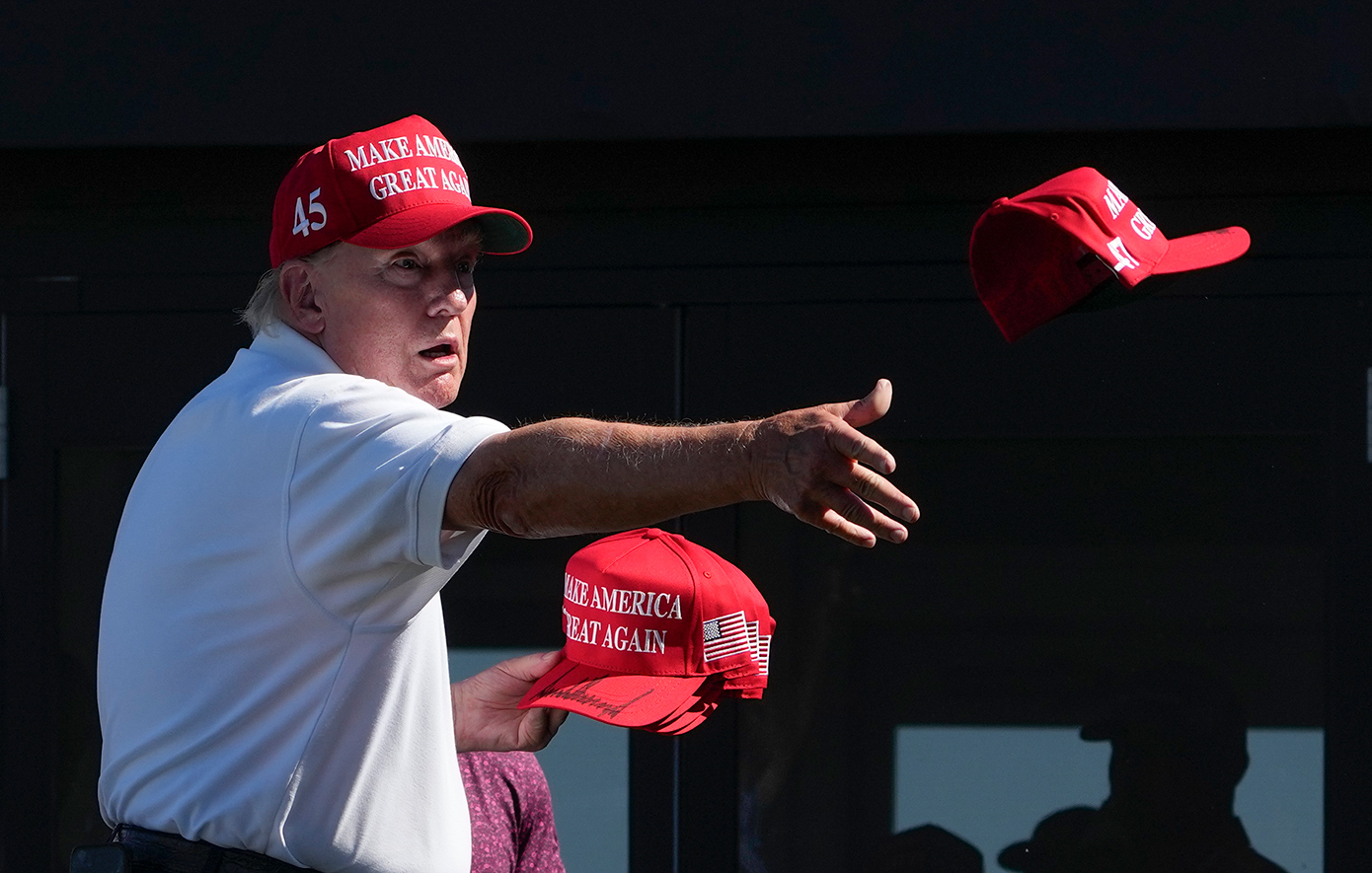 Οι άνθρωποι του προέδρου και το ρήγμα στο κίνημα MAGA: Πως ο πόλεμος στο Ιράν γκρεμίζει τις ισορροπίες