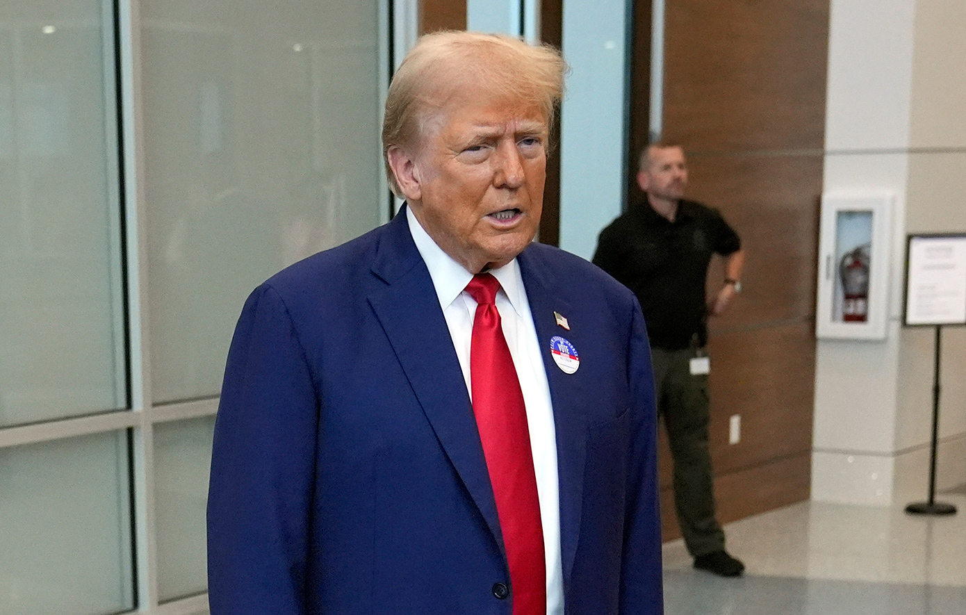 Επίθεση Τραμπ σε ΝΑΤΟ για τον πόλεμο με το Ιράν: «Δεν έκαναν απολύτως τίποτα» &#8211; Νέες απειλές κατά των Ιρανών διαπραγματευτών