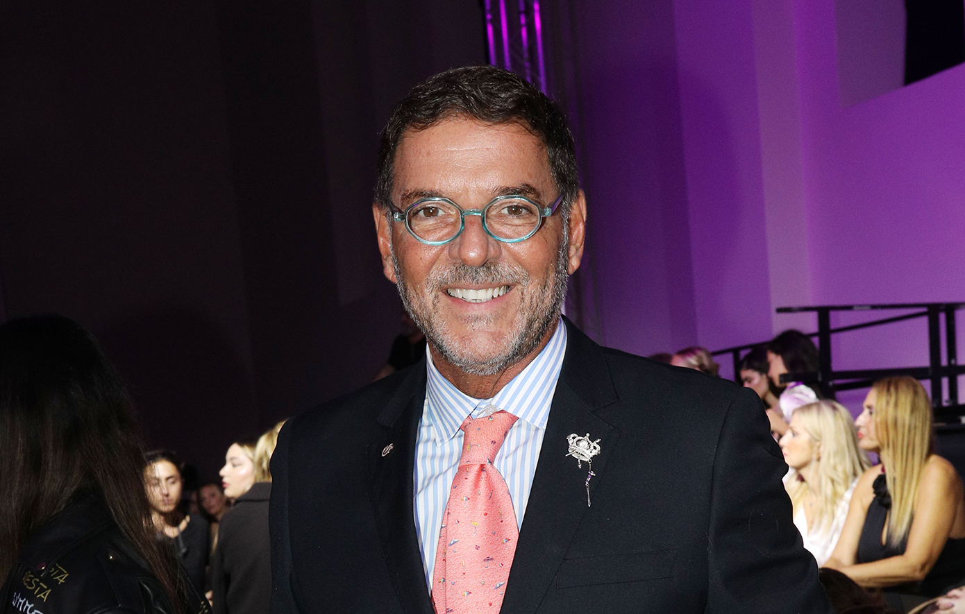 Γιώργος Τσαγκαράκης: Κατασχέθηκαν περισσότεροι από 400 πίνακες και θρησκευτικές εικόνες &#8211; Έρευνα και στο σπίτι του