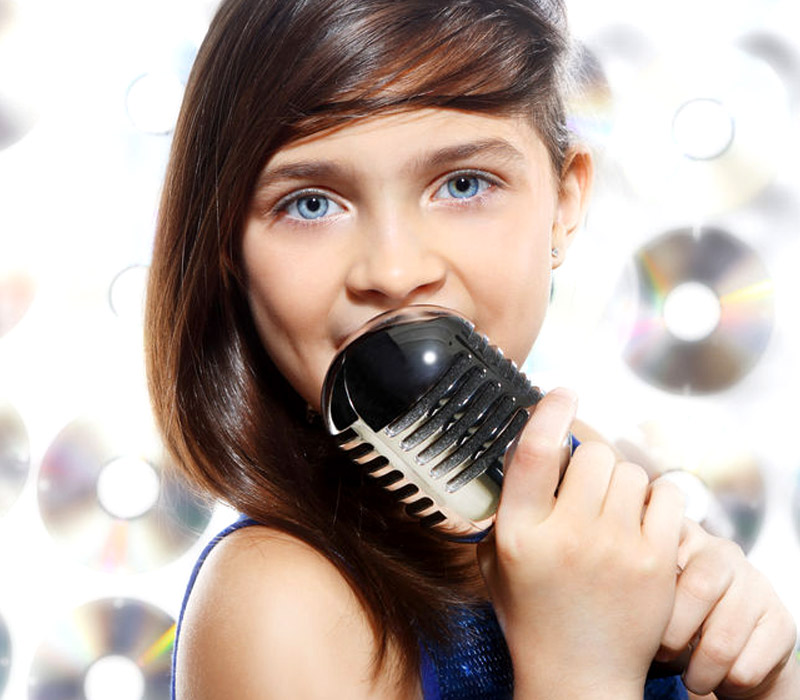 Δώρο για βαφτισιμιά - βαφτισιμιό, Φωνητική