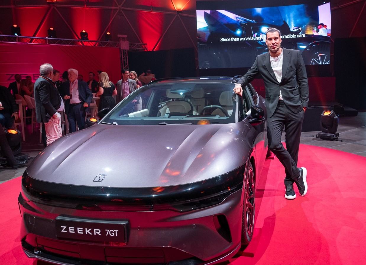 Το νέο Zeekr 7GT αποκαλύπτεται στην Ελλάδα