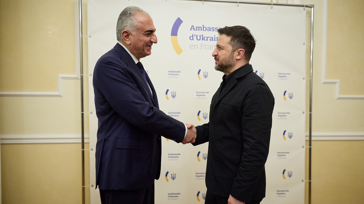 Ο Ζελένσκι συνάντησε τον Παχλαβί και τόνισε την ανάγκη για ένα Ιράν «που δεν θα συνεργάζεται με τη Ρωσία»