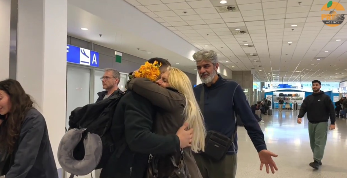 Η αγωνία μιας ελληνίδας μάνας που ο γιος της ήταν στο Ντουμπάι &#8211; «Έχασα τη γη κάτω από τα πόδια» &#8211; Δείτε το βίντεο