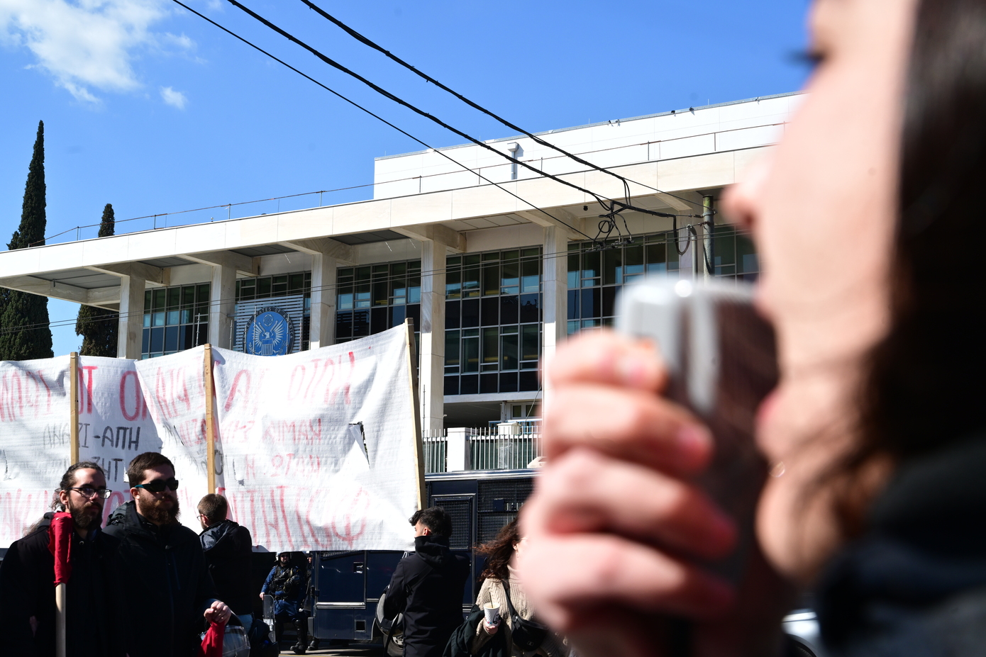 Κινητοποίηση στην αμερικάνικη πρεσβεία ενάντια στην επέμβαση στο Ιράν