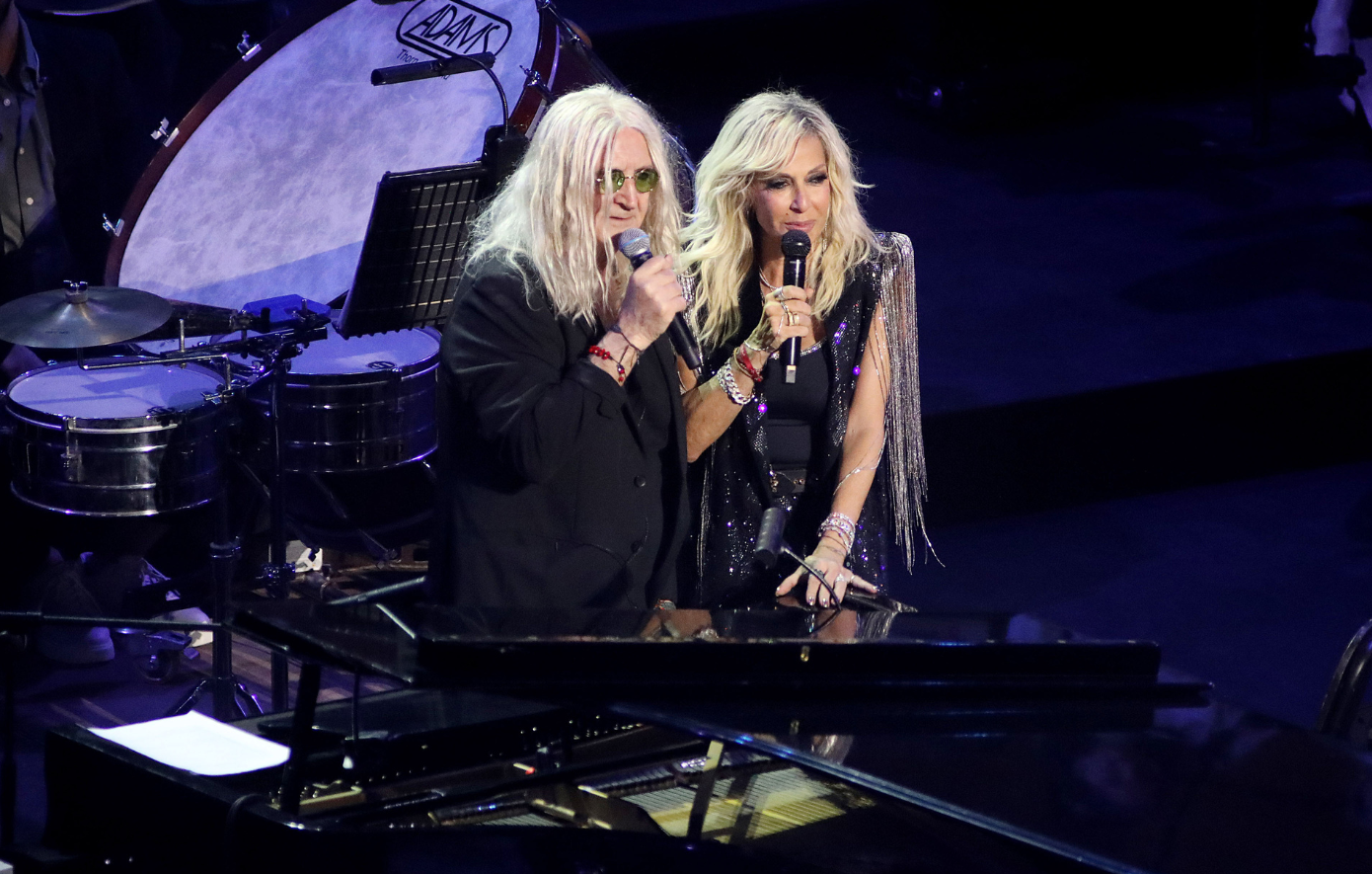 Άννα Βίσση: Αυτή είναι η νέα συνεργασία με τον Νίκο Καρβέλα