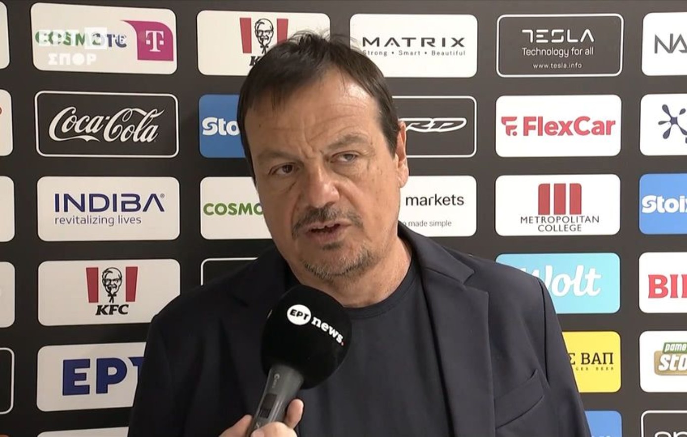 Νεύρα Αταμάν για Χολμς: Κοιμόταν στο glass floor