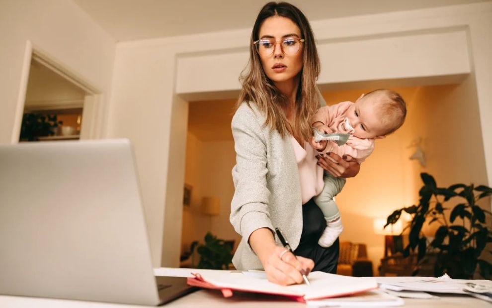 Επιστροφή στη δουλειά μετά την άδεια μητρότητας; Δες πώς να το οργανώσεις