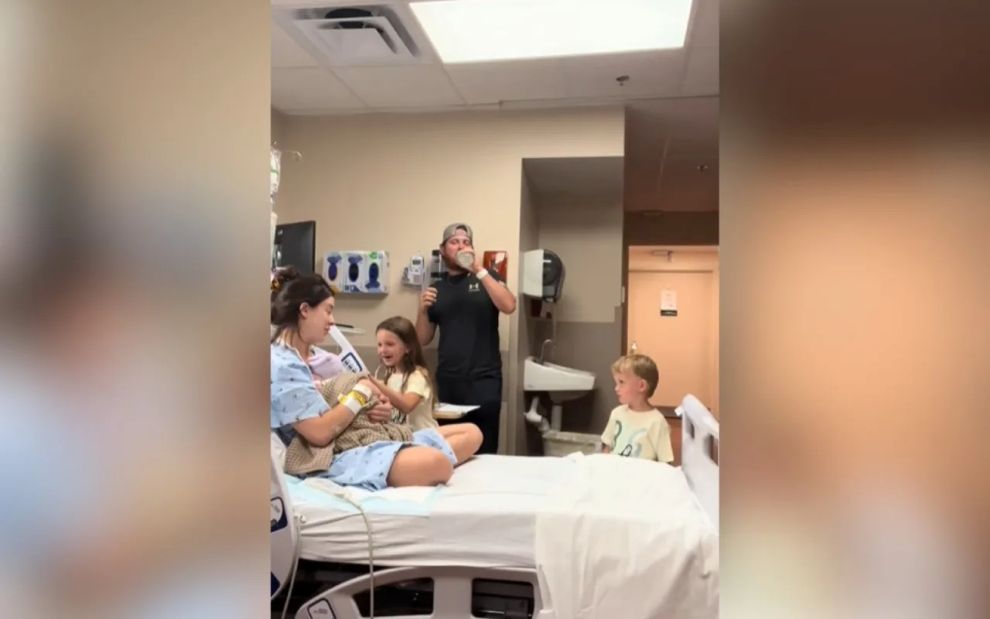 Το πιο αστείο gender reveal: Η αντίδραση 4χρονου που έγινε viral