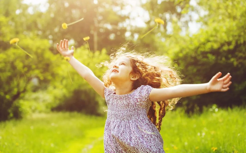 Δύο κινητικά παιχνίδια γεμάτα άνοιξη και φαντασία που θα λατρέψουν τα παιδιά