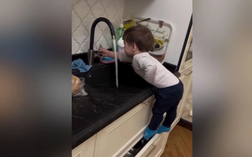 Όταν το «θα το κάνω μόνος μου» πάει… πολύ στραβά