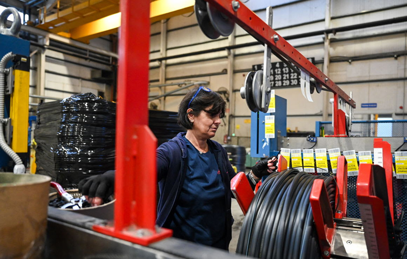 Πρόγραμμα κατάρτισης για 25.000 ανέργους με σύνδεση στις ανάγκες της βιομηχανίας