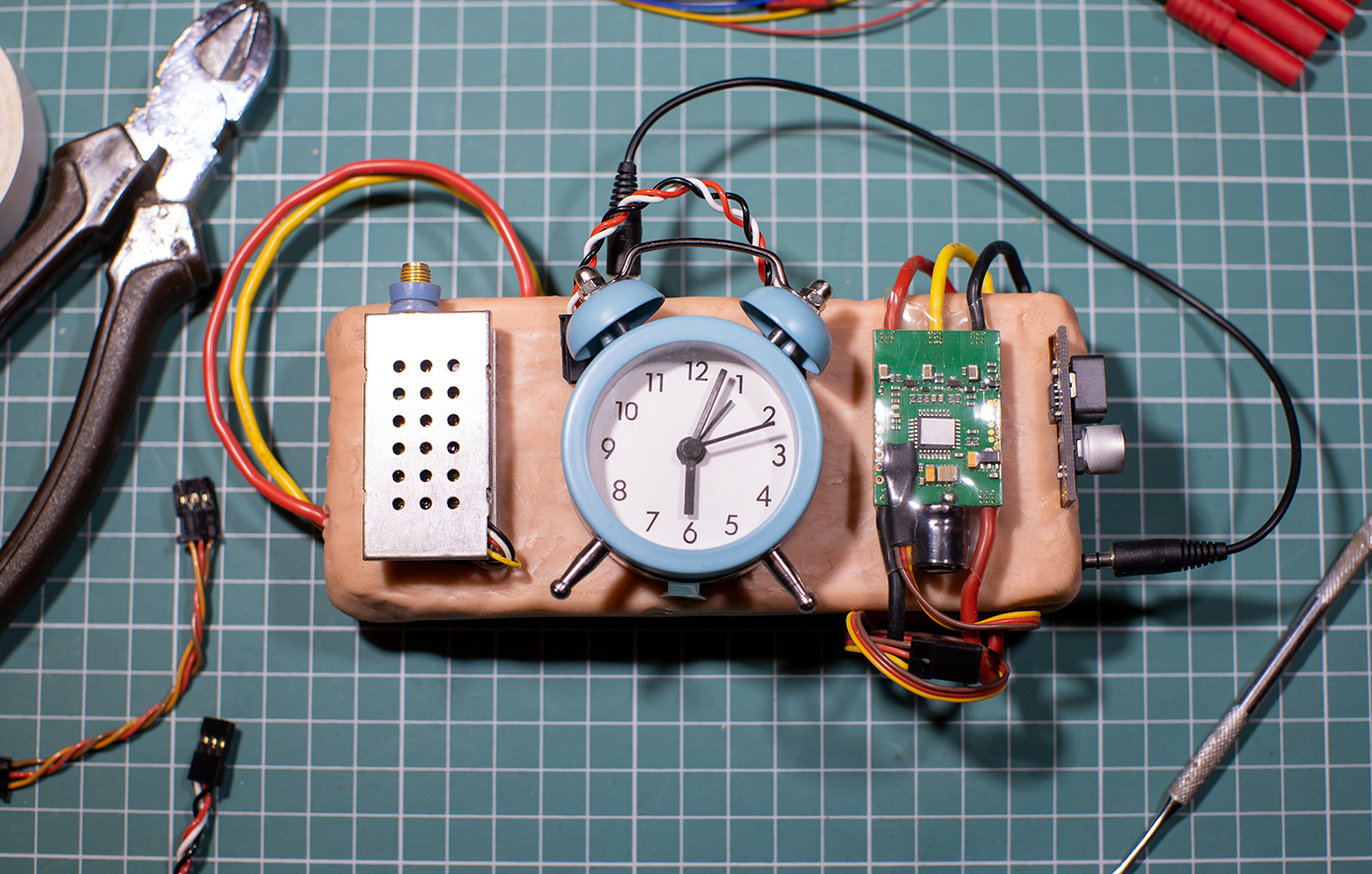 Ανήλικοι στην Κρήτη έφτιαξαν εκρηκτικό μηχανισμό και τον πυροδότησαν σε σχολείο &#8211; Έμαθαν τον σχεδιασμό από το TikTok &#8211; Δείτε το βίντεο