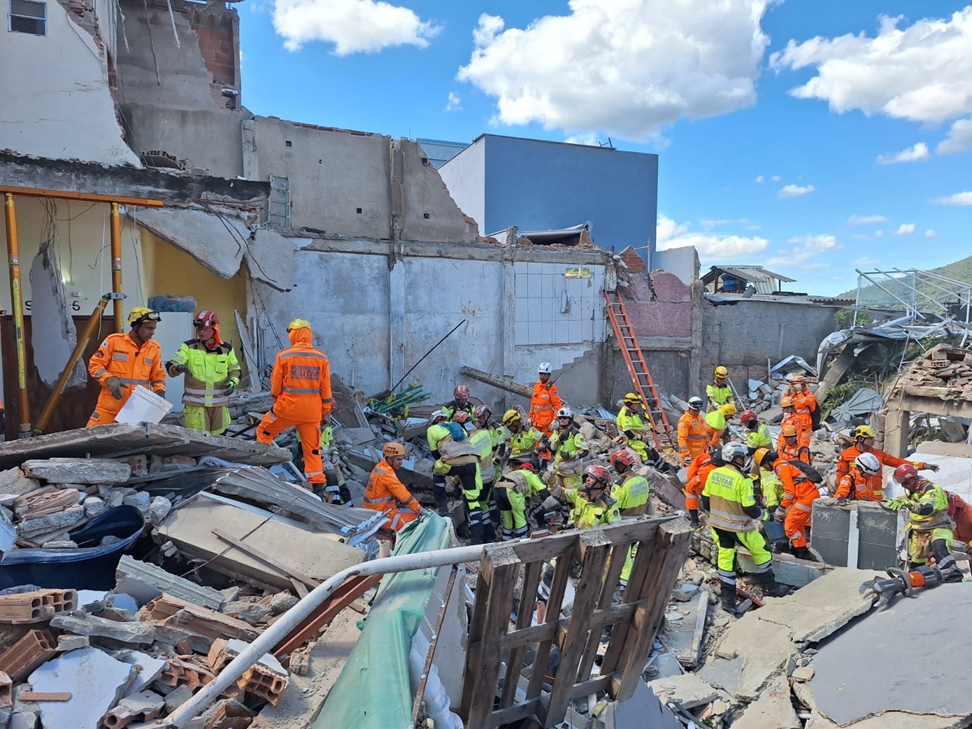 Οκτώ νεκροί μετά την κατάρρευση οίκου ευγηρίας στην Βραζιλία