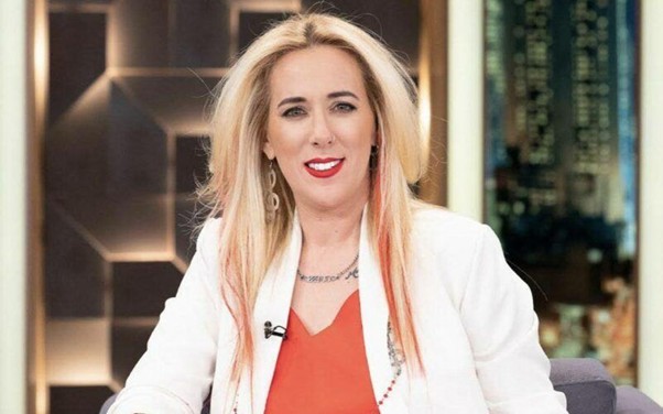 Ο Σταμάτης Γονίδης υπογράφει το νέο τραγούδι της Τούλα Δαλεζίου