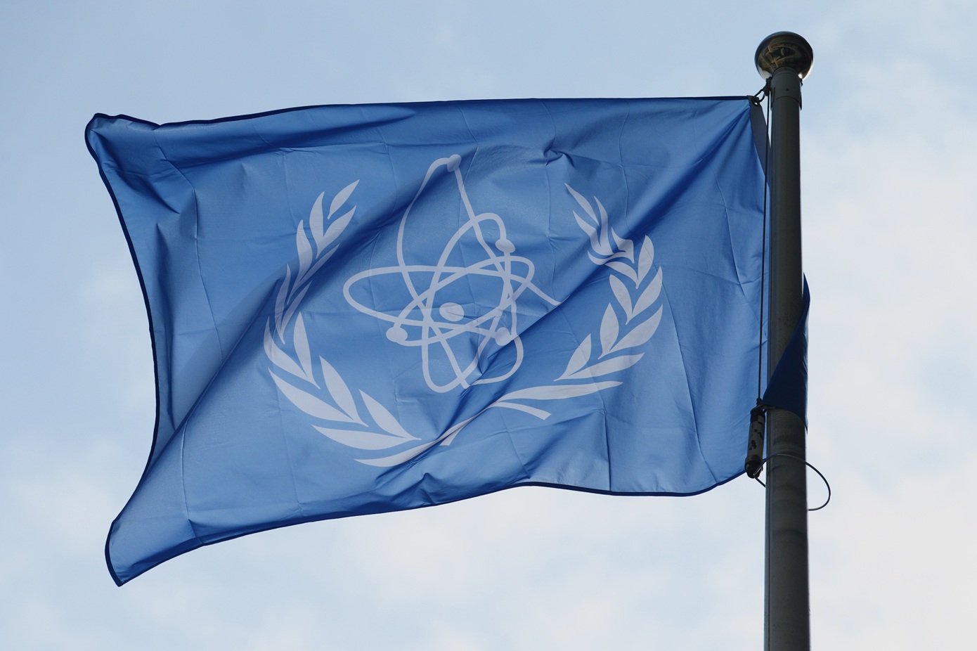 Διεθνής Υπηρεσία Ατομικής Ενέργειας: Δεν υπάρχουν πληροφορίες για ζημιές στο πυρηνικό κέντρο της Ντιμόνα