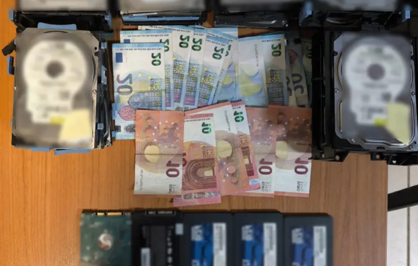 Συνελήφθησαν τέσσερα άτομα για «φρουτάκια» στη Θεσσαλονίκη