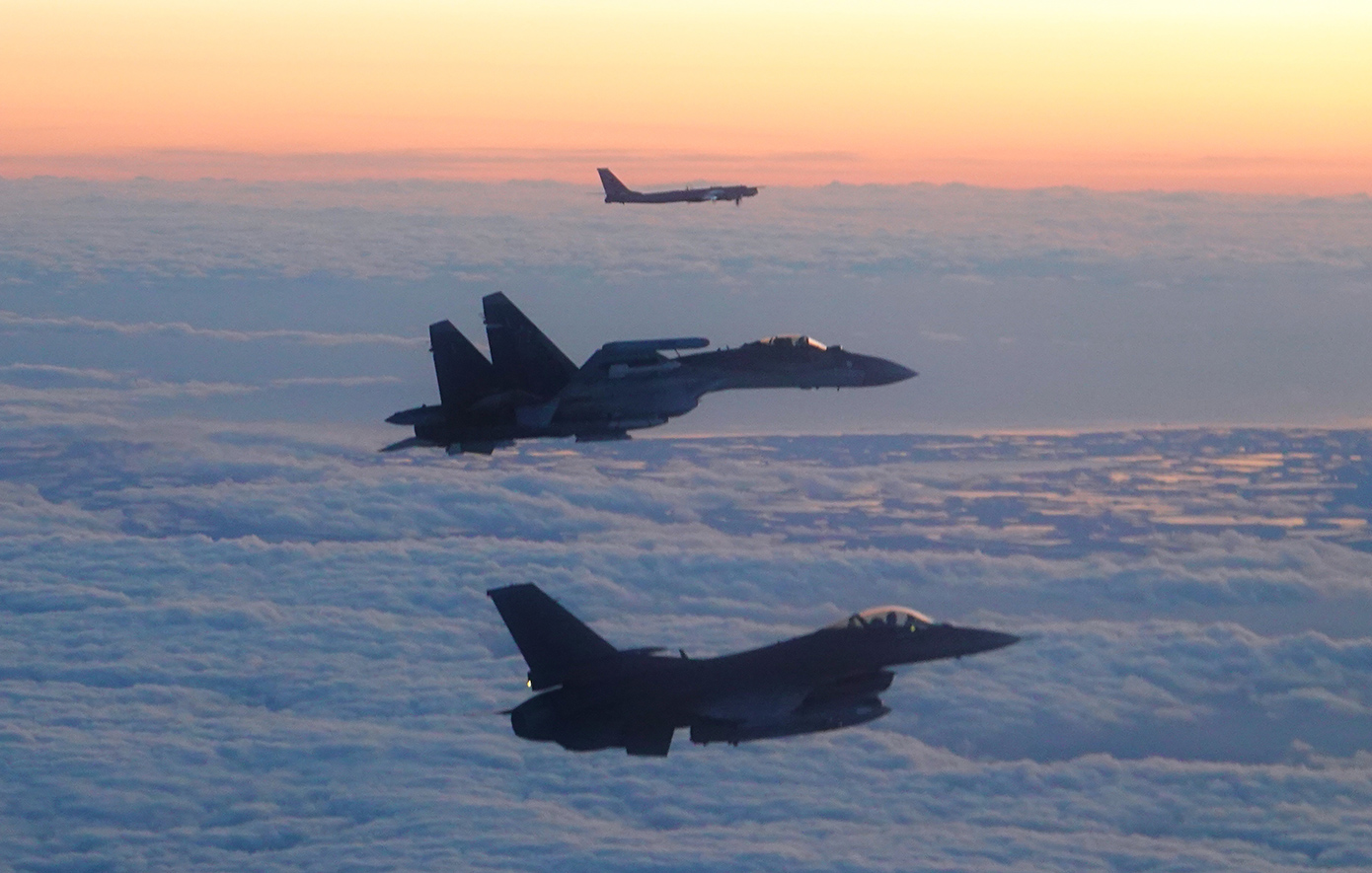 Κύπρος: Προσγειώθηκαν τα ελληνικά F-16 &#8211; Καταφθάνουν και οι δύο φρεγάτες