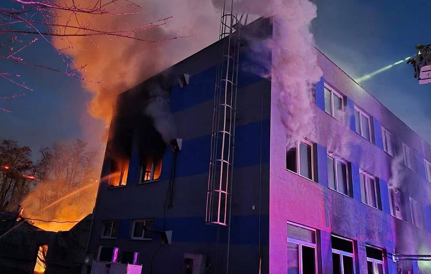 Τσεχία: Τρεις συλλήψεις για τον εμπρησμό σε βιομηχανία όπλων με «ισραηλινή σχέση»