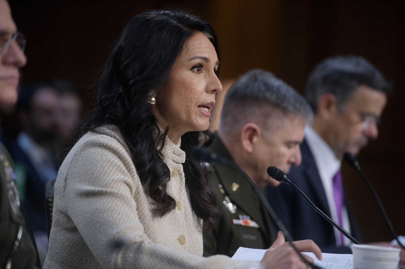 Πολιτική καταιγίδα στις ΗΠΑ: Ερωτήματα για τον πόλεμο στο Ιράν και τη στάση της Γκάμπαρντ