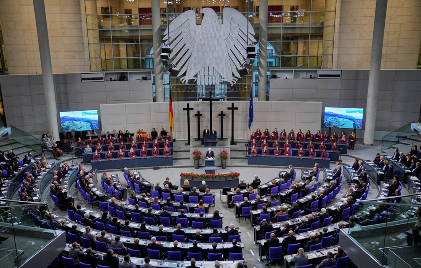 Η Γερμανία ψηφίζει αυστηρότατους κανόνες για να «μαζέψει» τις τιμές των καυσίμων &#8211; Πρόστιμο έως και 100.000 ευρώ