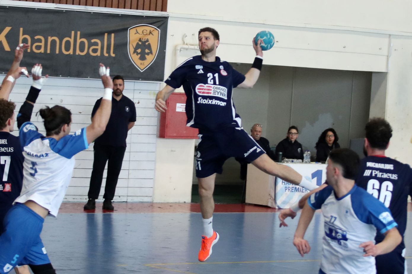 Handball Premier: Οριστικά πρώτος ο Ολυμπιακός, 44-30 τον ΑΣΕ Δούκα