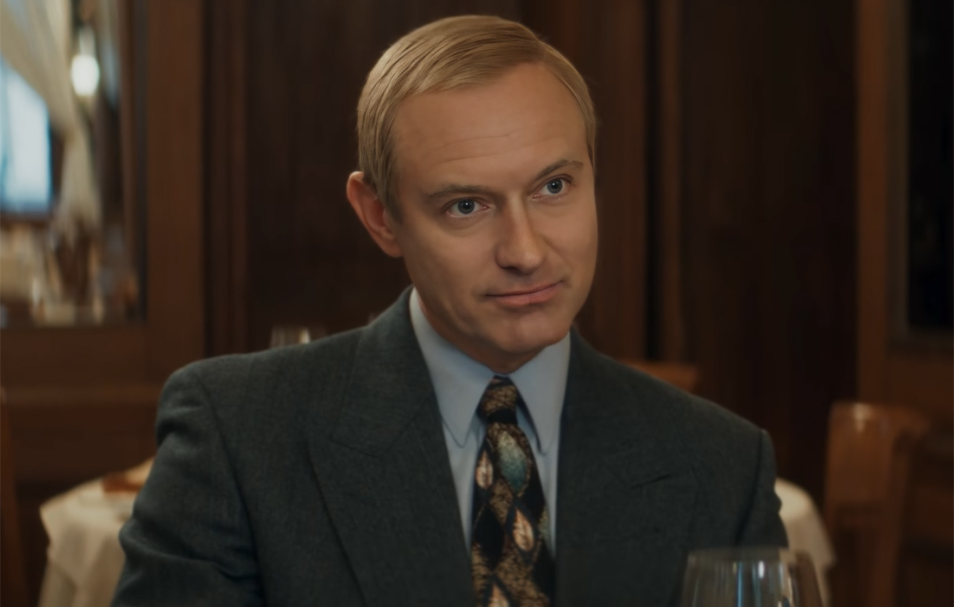 Νέες ταινίες: Πρεμιέρα για τον «Μάγο του Κρεμλίνου» με τον ανατριχιαστικά ίδιο με τον Πούτιν, Τζουντ Λο