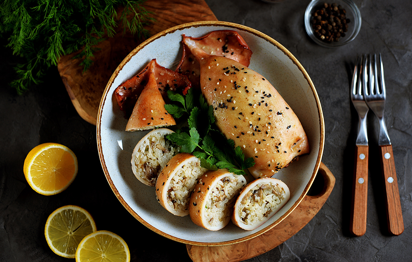 Καλαμάρι γεμιστό με ρύζι