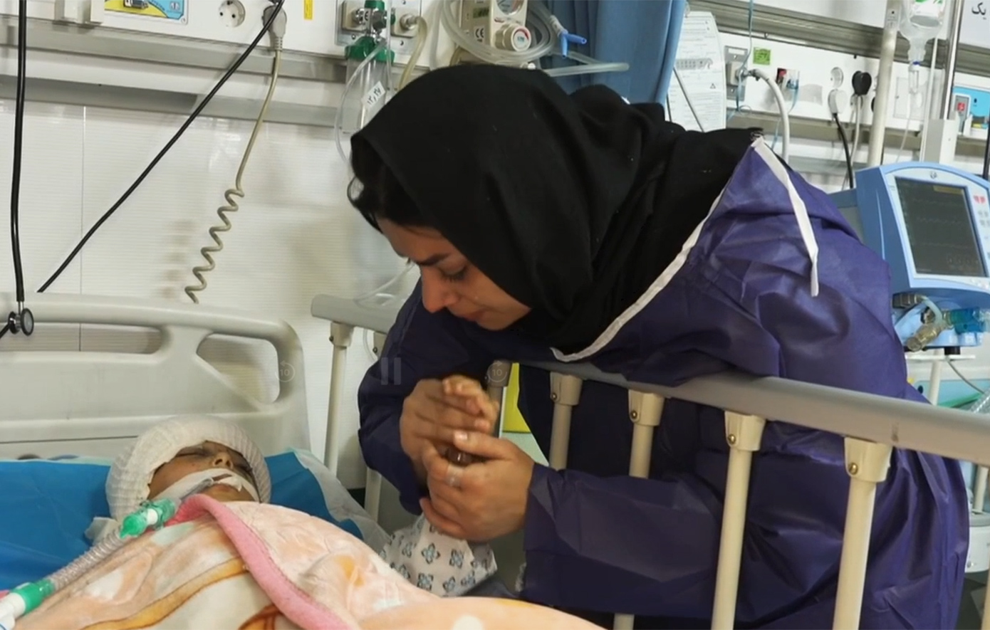 Παιδιά παλεύουν για τη ζωή τους στα νοσοκομεία του Ιράν &#8211; Τα αθώα θύματα του πολέμου