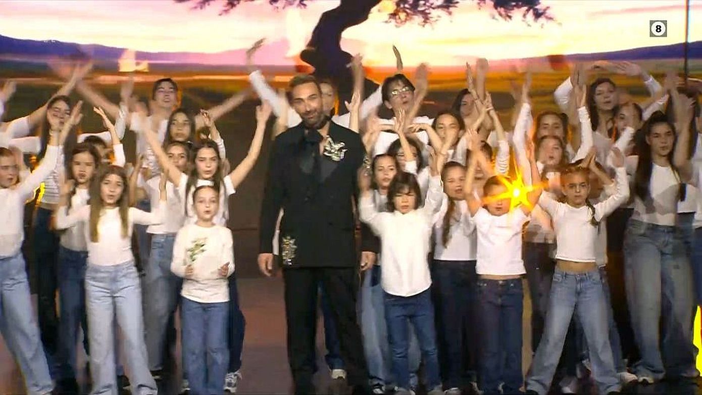 J2US &#8211; Τα παιδιά έστειλαν το πιο ηχηρό μήνυμα για ειρήνη: «Θέλουμε μόνο να παίζουμε και να αγαπάμε ο ένας τον άλλον» 