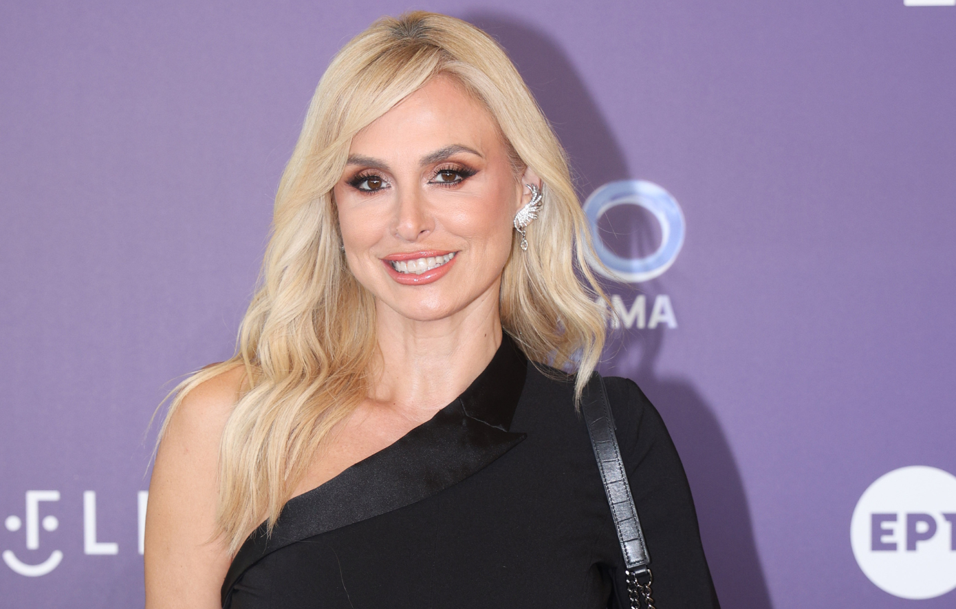 Ζωή Κρονάκη: «Μου έλεγαν ότι τελειώνω επειδή είχα δύο παιδιά» &#8211; «Θα κάνω λίφτινγκ, δεν το φοβάμαι»