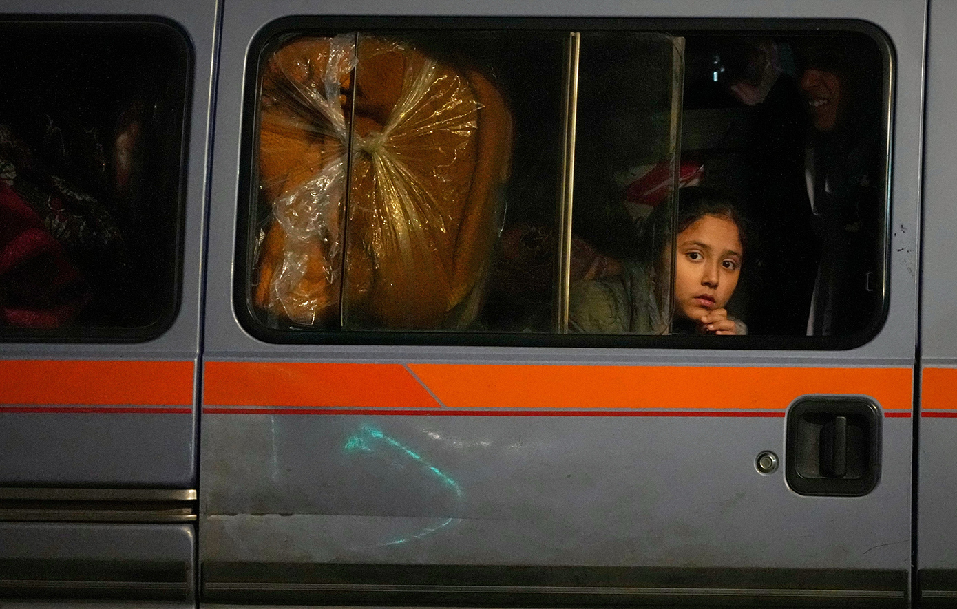 Λουτρό αίματος στον Λίβανο: Τουλάχιστον 72 νεκροί από τους ισραηλινούς βομβαρδισμούς