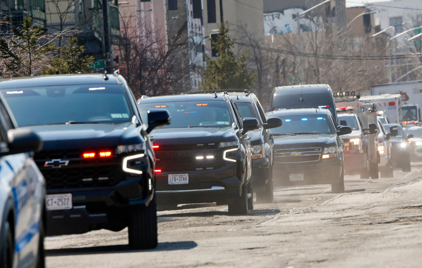 Νικολάς Μαδούρο: Με το χαμόγελο στα χείλη επέστρεψε στο δικαστήριο – Παραμένει σε ισχύ το κατηγορητήριο