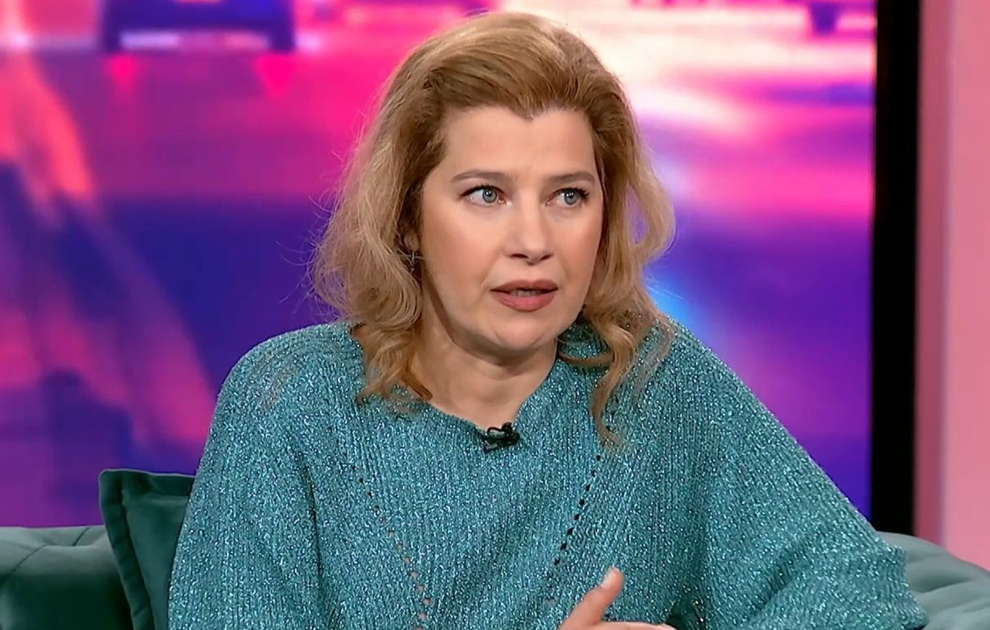 Βίκυ Μαραγκάκη: «Δεν είπαμε ποτέ στον πατέρα μου ότι πεθαίνει, ακόμα έχω μια μικρή ενοχή»