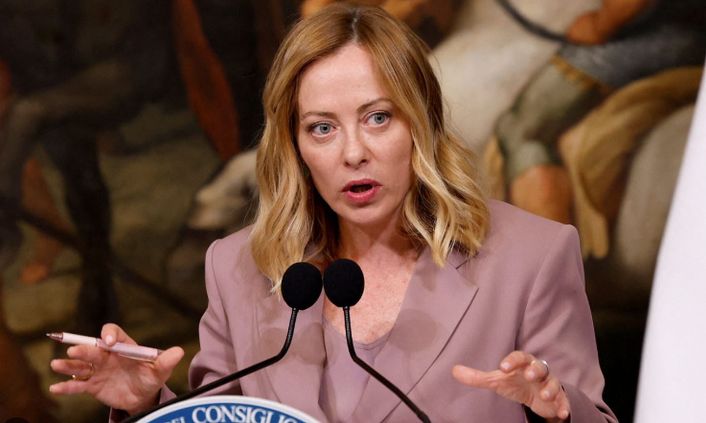 Μελόνι: «Η Ιταλία δεν βρίσκεται σε πόλεμο και δεν σκοπεύει να γίνει μέρος του πολέμου»