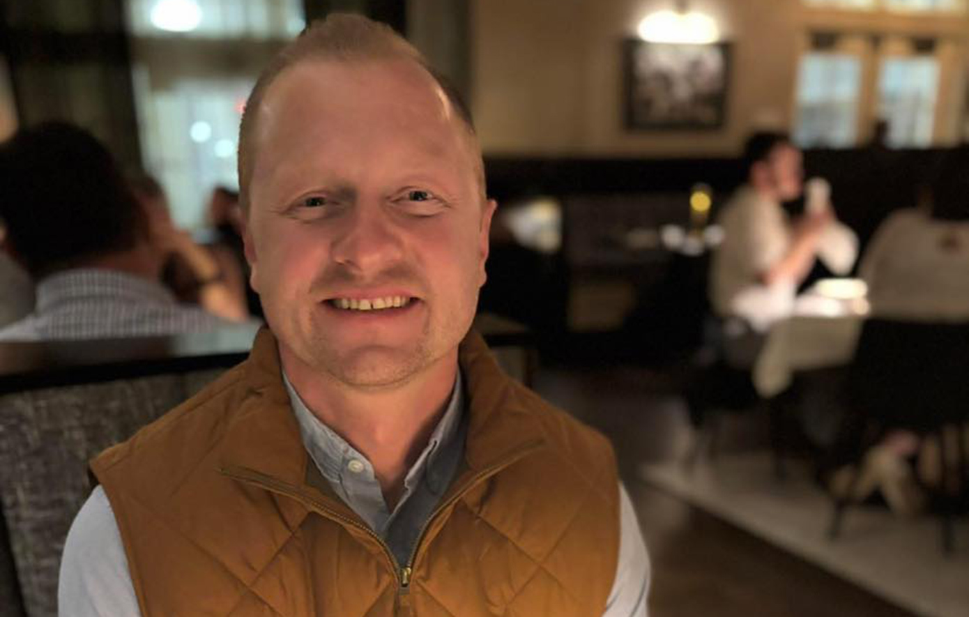 Έφηβος σπάει τη σιωπή του μετά τον θάνατο του καθηγητή, σε φάρσα που κατέληξε σε τραγωδία