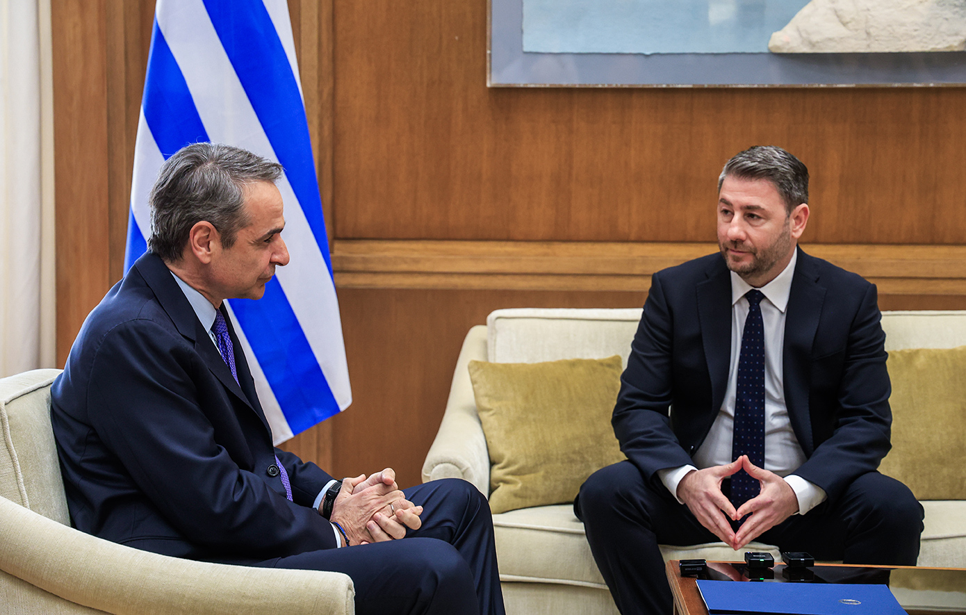 Μητσοτάκης σε Ανδρουλάκη: Σήμερα η σημαία μας και η καρδιά μας βρίσκονται στην Κύπρο