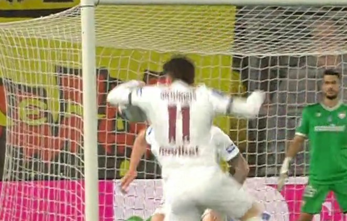 ΑΕΚ &#8211; ΑΕΛ: Γιατί δεν δόθηκε πέναλτι σε χέρι του Μούργου &#8211; Η εξήγηση των διαιτητών