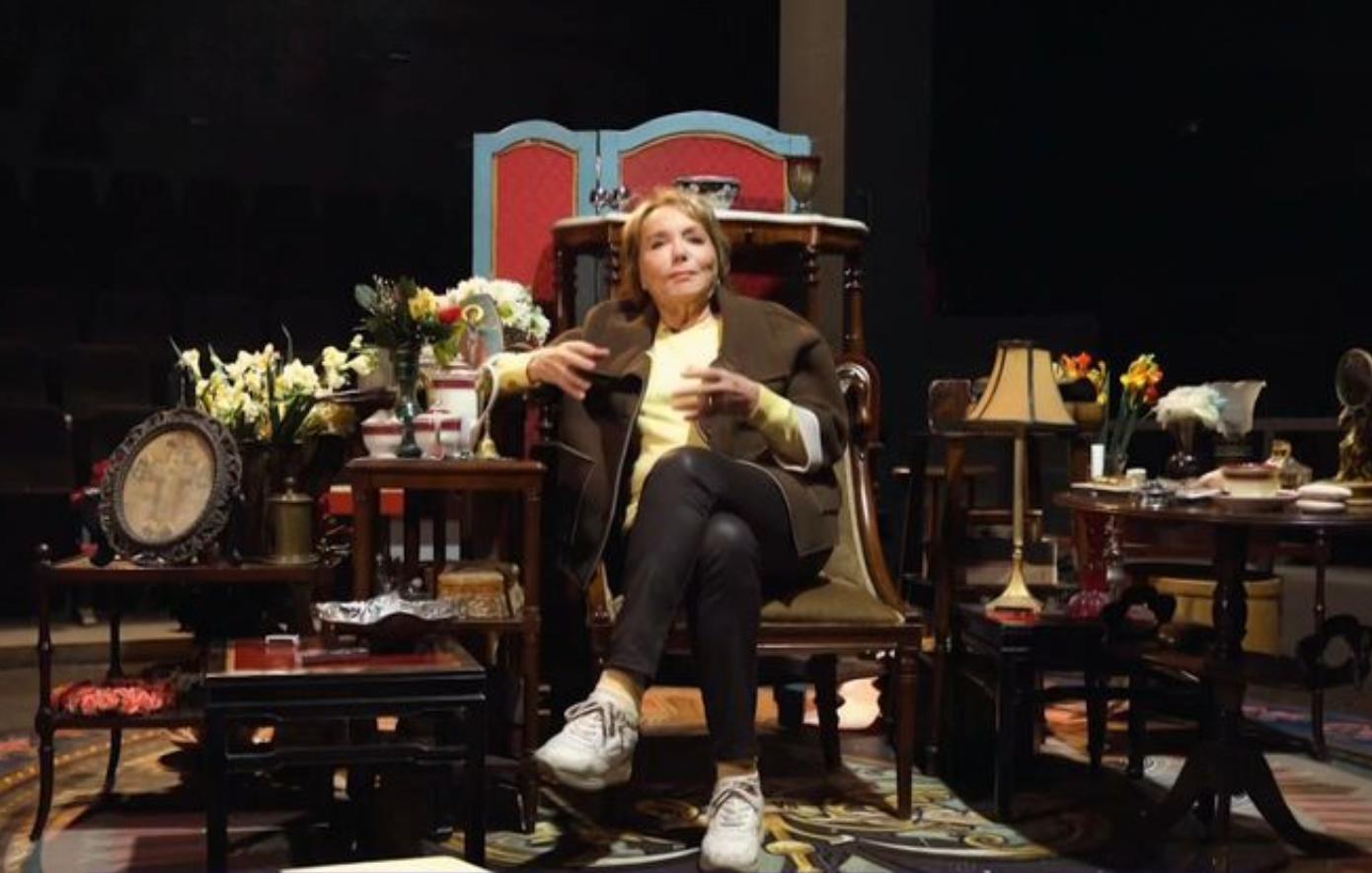 Μπέττυ Αρβανίτη: «Θα ‘θελα να λέει κάποτε: εγώ την αγαπούσα πολύ τη γιαγιά μου» &#8211; Η εξομολόγηση για τον εγγονό της