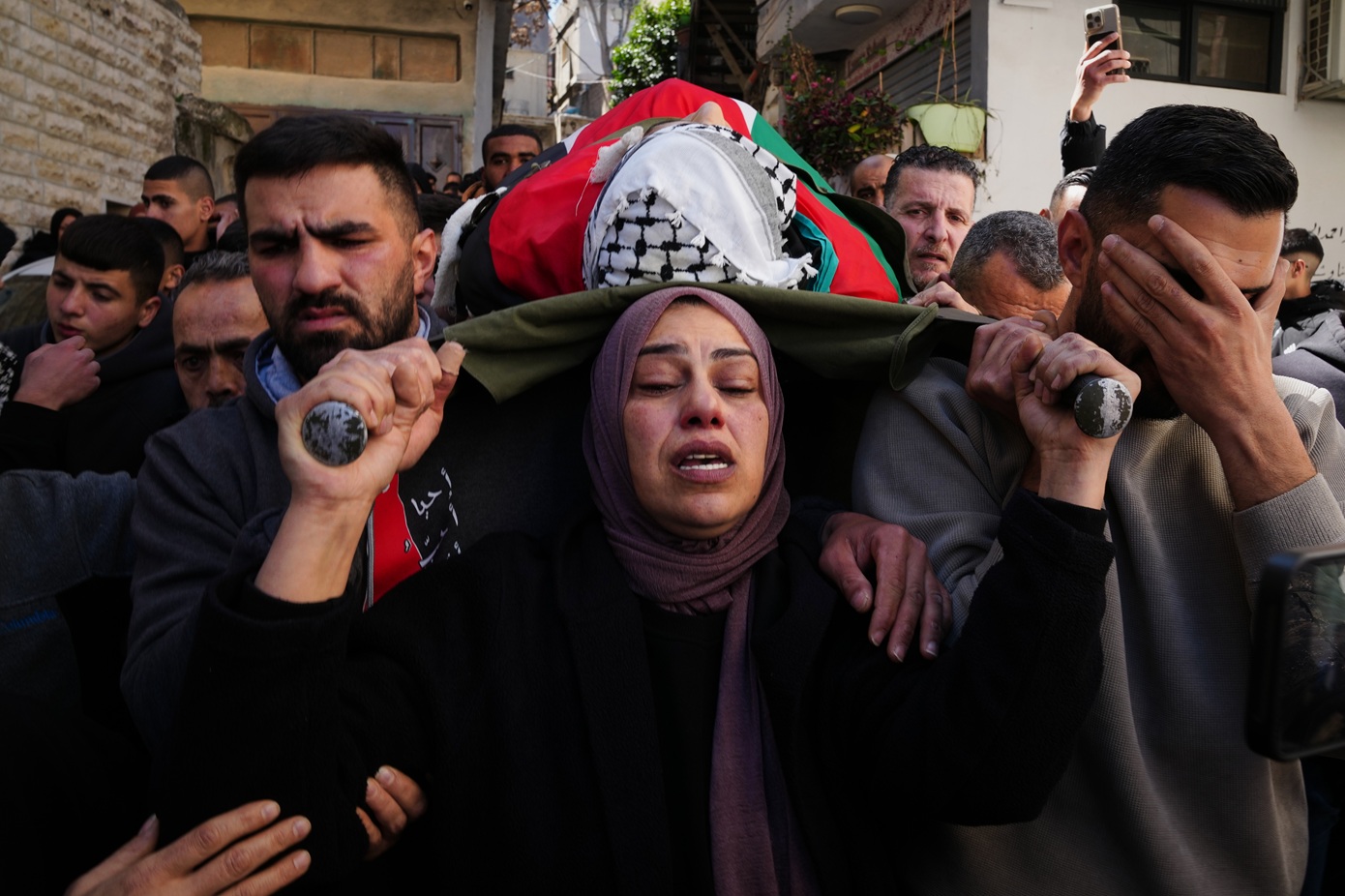 Ο ισραηλινός στρατός σκότωσε έναν 15χρονο Παλαιστίνιο στη Δυτική Όχθη