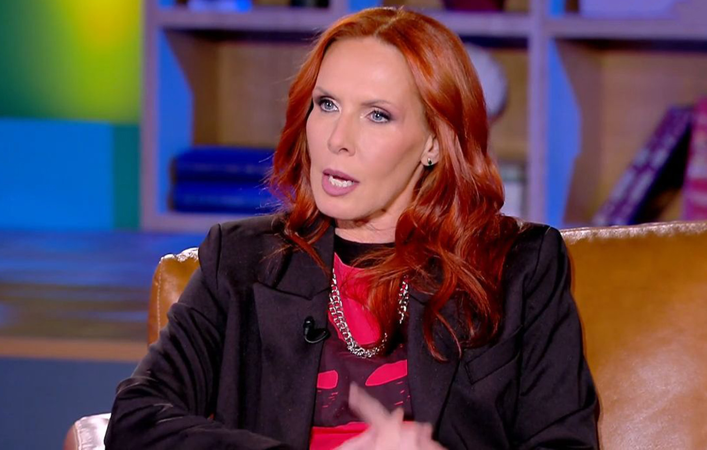 Εβελίνα Παπούλια: Δεν θέλω να πεθάνω παντρεμένη, αλλά ελεύθερη και απόλυτα ερωτευμένη με τον άνθρωπο που είμαι