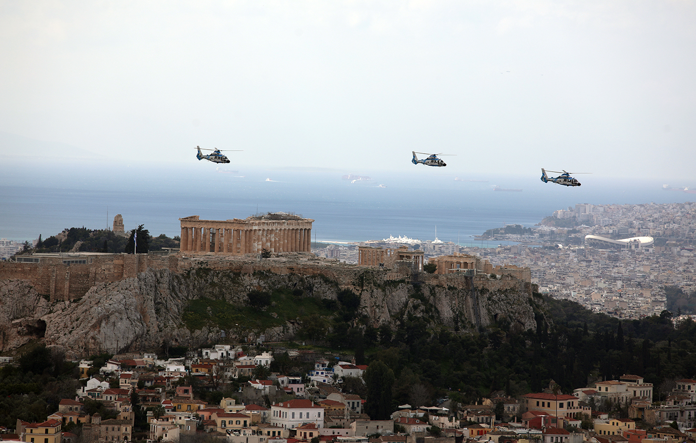 25η Μαρτίου: Δείτε live τη στρατιωτική παρέλαση στην Αθήνα