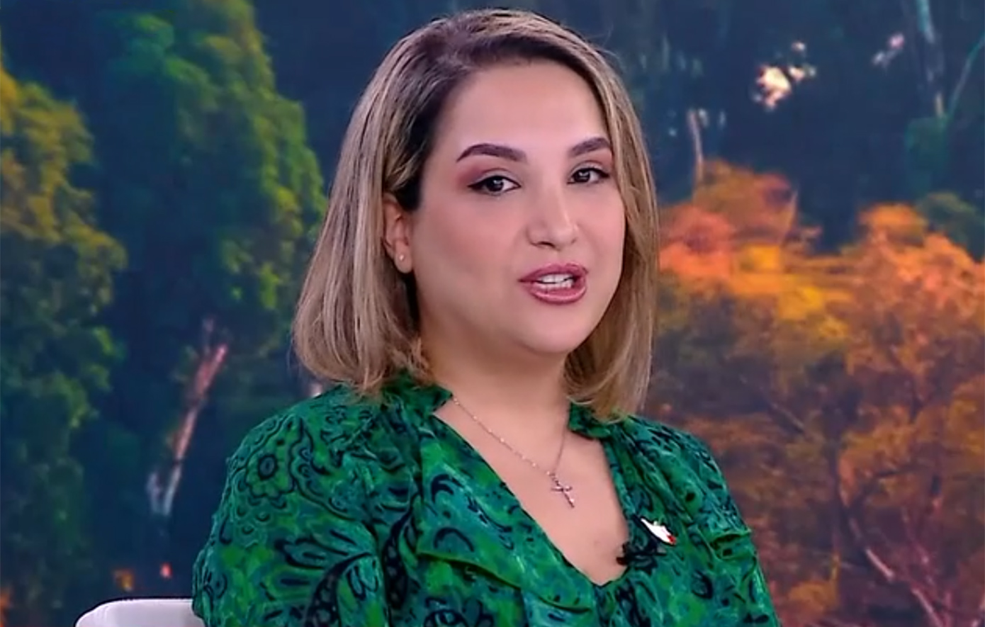 Ιρανή που ζει στην Ελλάδα μιλάει για τον Χαμενεΐ &#8211; «Είμαι χαρούμενη που τον σκότωσαν, δεν γίνεται να υποστηρίζεις ένα δολοφονικό καθεστώς»