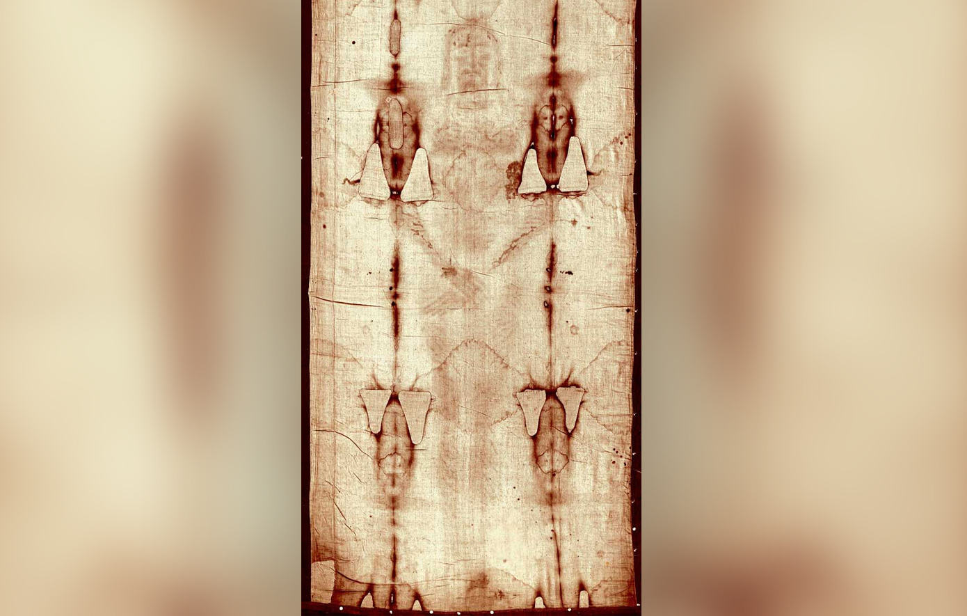 Η απόλυτη ανατροπή για την Ιερά Σινδόνη &#8211; Βρέθηκε πάνω της DNA από ζώα, ψάρια, φυτά και ανθρώπους ινδικής καταγωγής