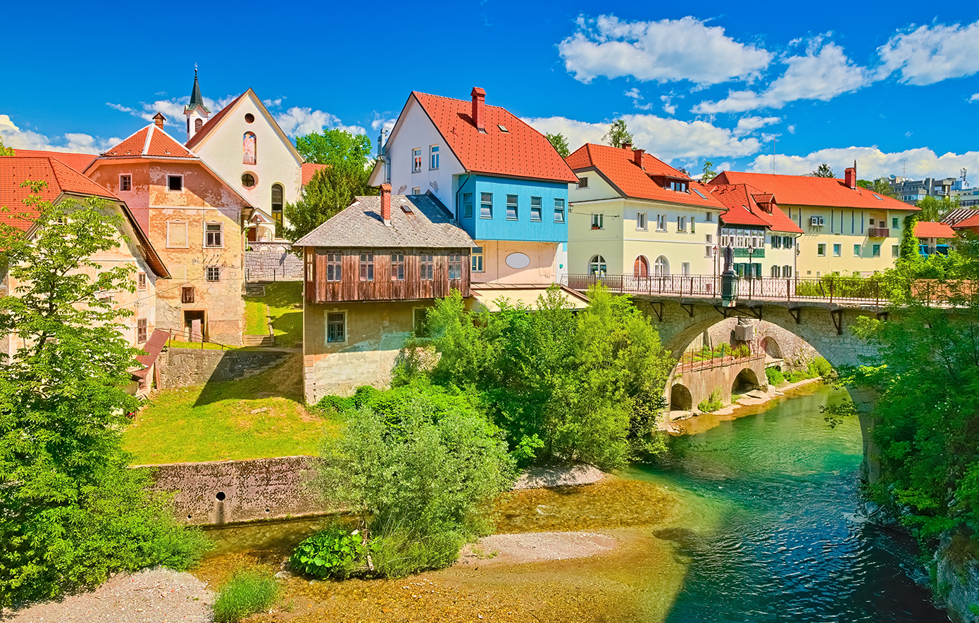 Σκόφια Λόκα, Σλοβενία